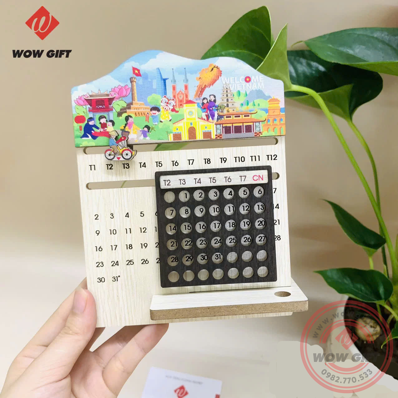 lịch gỗ để bàn